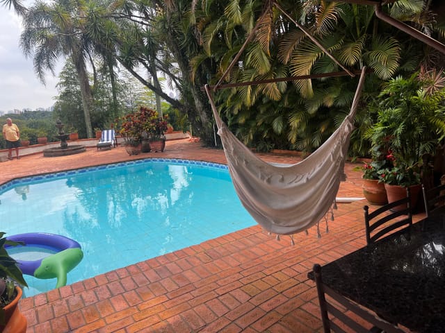 Casa com 2000m² 4 quartos e 5 banheiros, à venda, no bairro Jardim Morumbi em São Paulo
