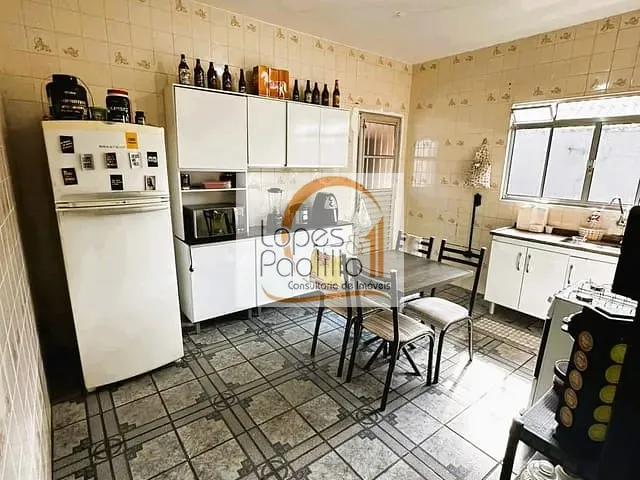 Casa com 235m² 2 quartos e 2 banheiros, à venda, no bairro Jardim Alvinópolis em Atibaia