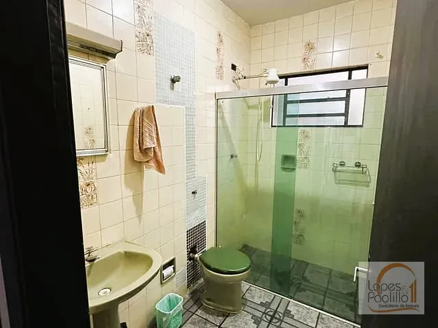 Casa com 235m² 2 quartos e 2 banheiros, à venda, no bairro Jardim Alvinópolis em Atibaia