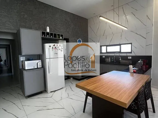 Casa com 227m² 3 quartos e 5 banheiros, à venda, no bairro Jardim dos Pinheiros em Atibaia