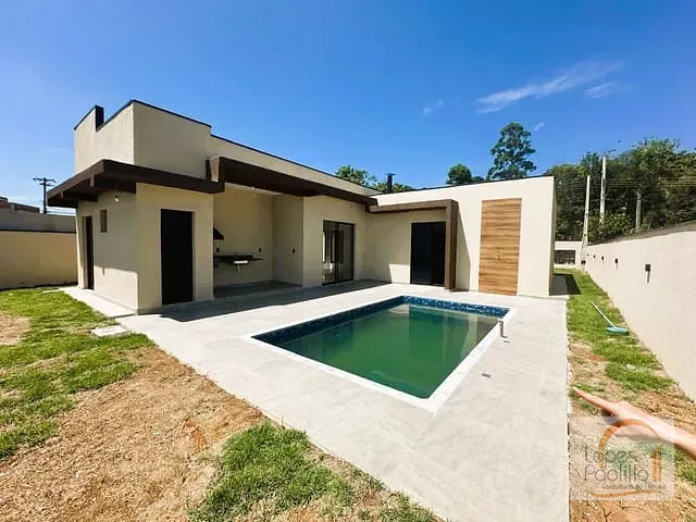 Casa com 370m² 3 quartos e 4 banheiros, à venda, no bairro Jardim Paraíso da Usina em Atibaia