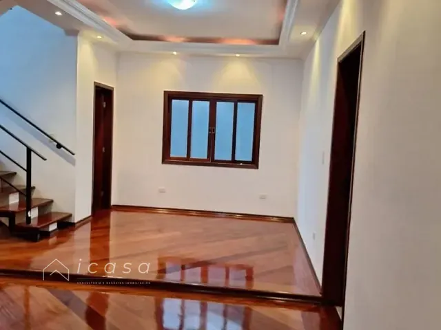 Casa com 250m² 3 quartos e 2 banheiros, à venda, no bairro Urbanova em São José dos Campos