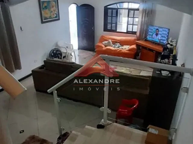 Casa com 162m² 3 quartos e 2 banheiros, à venda, no bairro Vila Ester em São José dos Campos