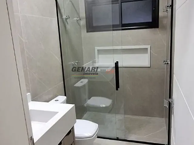 Casa com 200m² 3 quartos e 4 banheiros, à venda, no bairro Loteamento Park Gran Reserve em Indaiatuba