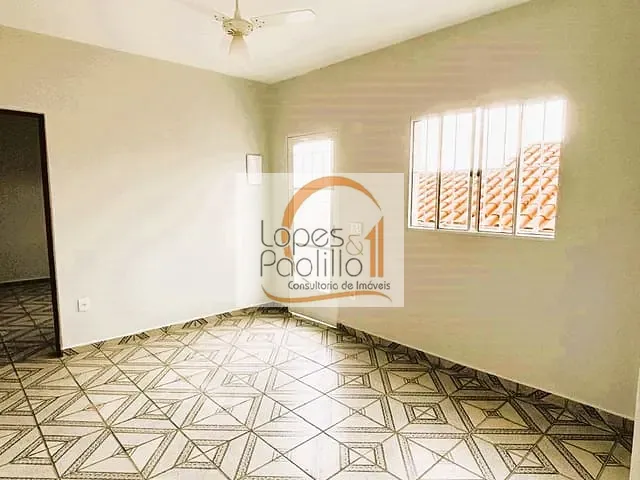 Casa com 125m² 2 quartos e 1 banheiro, à venda, no bairro Jardim Palmas em Bom Jesus dos Perdões