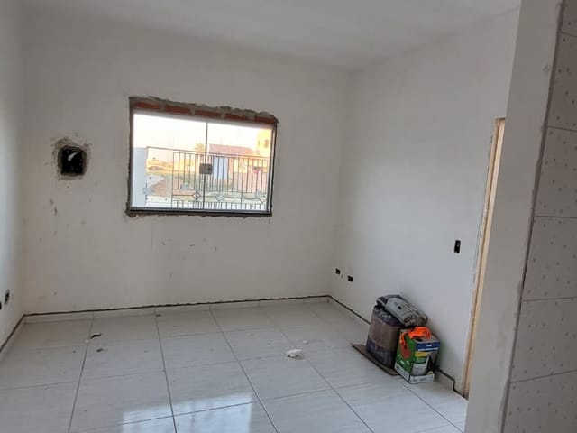 Casa com 125m² 2 quartos e 1 banheiro, à venda, no bairro Residencial e Comercial Portal dos Eucaliptos em Pindamonhangaba