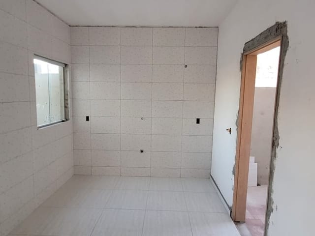 Casa com 125m² 2 quartos e 1 banheiro, à venda, no bairro Residencial e Comercial Portal dos Eucaliptos em Pindamonhangaba