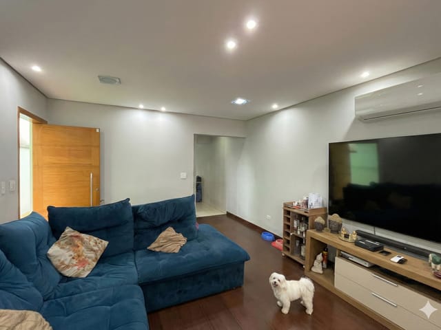 Casa com 180m² 4 quartos e 4 banheiros, à venda, no bairro Parque São Domingos em São Paulo