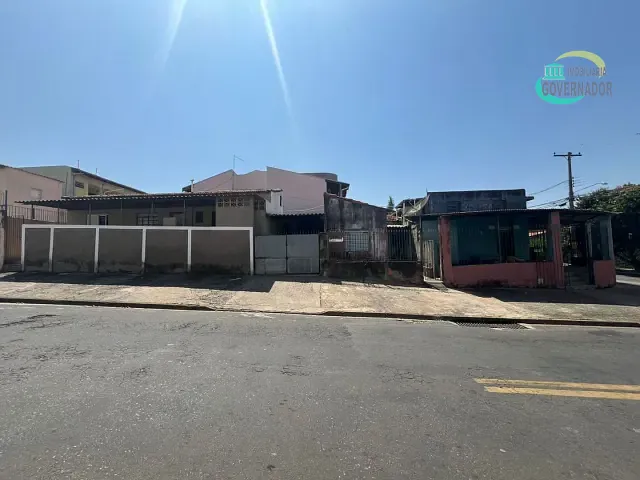 Casa com 283m² 3 quartos e 1 banheiro, à venda, no bairro Parque Dom Pedro II em Campinas