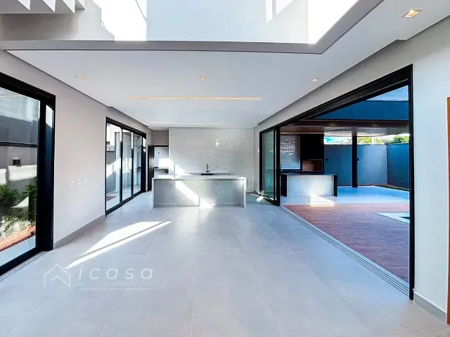 Casa com 279m² 4 quartos e 5 banheiros, à venda, no bairro Recanto dos Eucaliptos em São José dos Campos