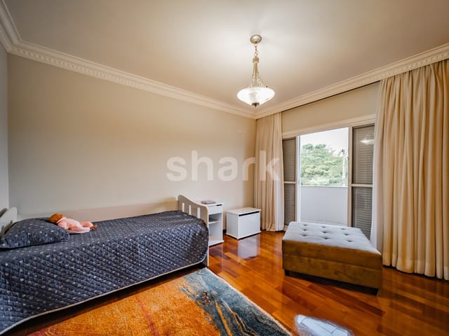 Casa com 1100m² 5 quartos e 8 banheiros, à venda, no bairro Tamboré em Santana de Parnaíba