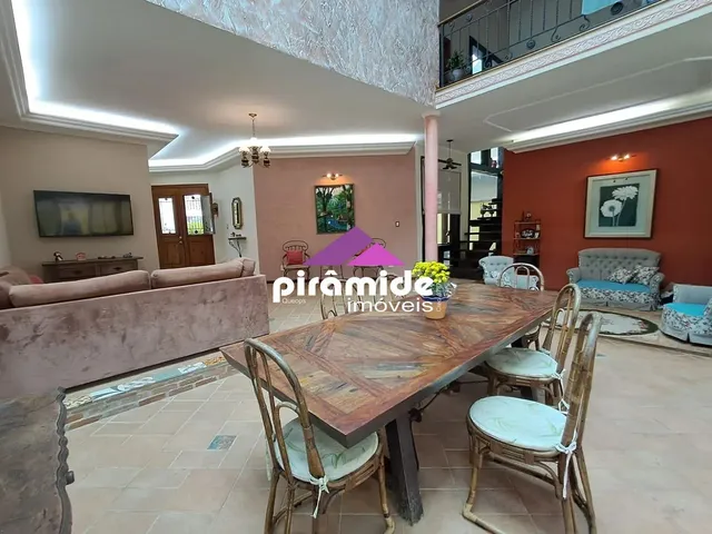Casa com 10m² 4 quartos e 4 banheiros, à venda ou para alugar, no bairro Loteamento Villa Branca em Jacareí