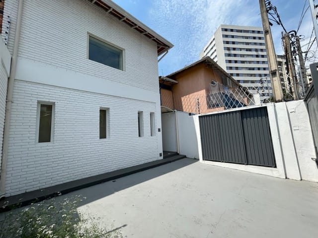 Casa com 128m² 8 quartos e 3 banheiros, à venda, no bairro Vila Mariana em São Paulo