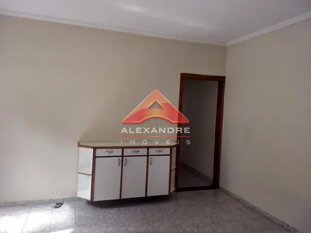 Casa com 150m² 3 quartos e 2 banheiros, à venda, no bairro Jardim América em São José dos Campos