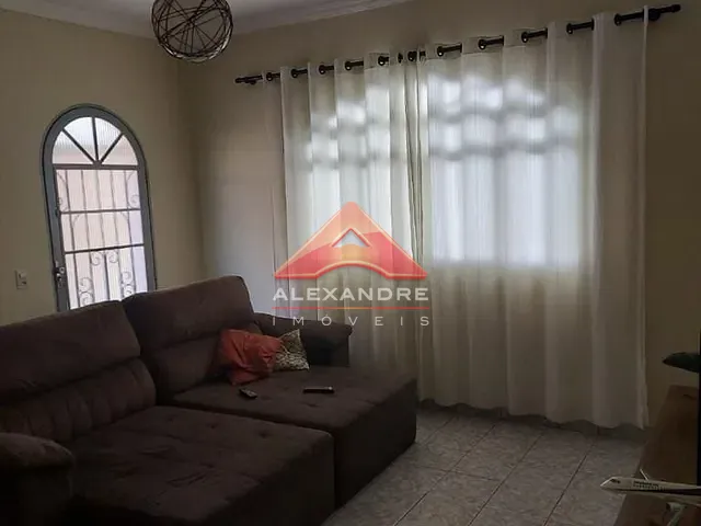 Casa com 150m² 3 quartos e 2 banheiros, à venda, no bairro Jardim América em São José dos Campos