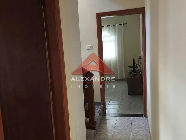 Casa com 150m² 3 quartos e 2 banheiros, à venda, no bairro Jardim América em São José dos Campos