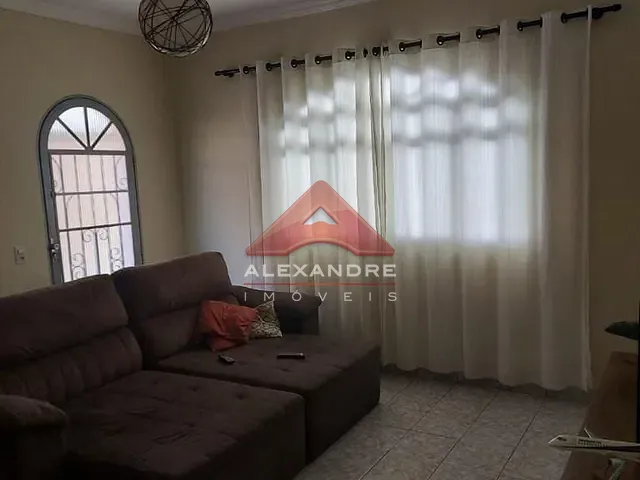 Casa com 150m² 3 quartos e 2 banheiros, à venda, no bairro Jardim América em São José dos Campos