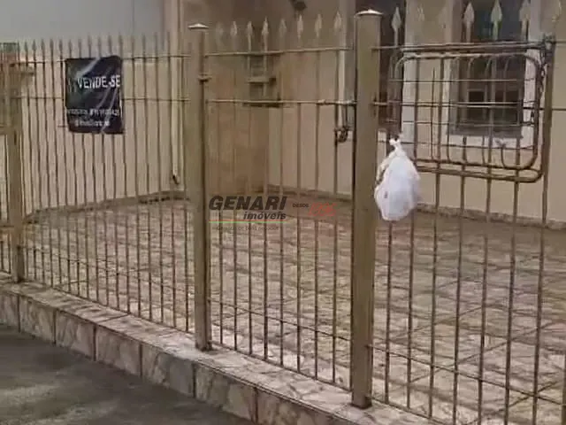 Casa com 250m² 3 quartos e 1 banheiro, à venda, no bairro Jardim Cristina em Indaiatuba