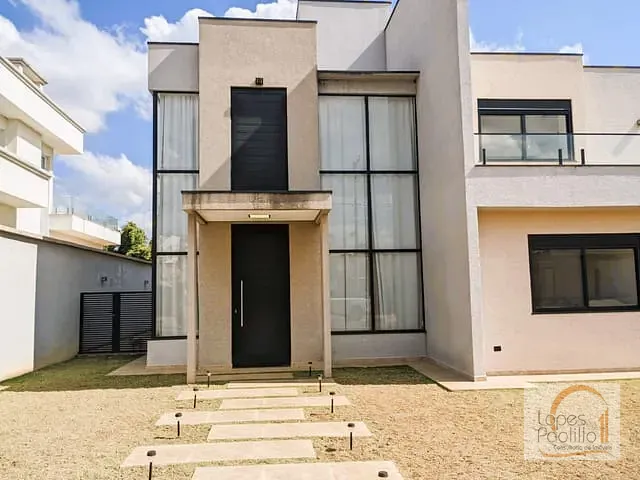 Casa com 780m² 4 quartos e 6 banheiros, à venda, no bairro Residencial Green Village em Atibaia