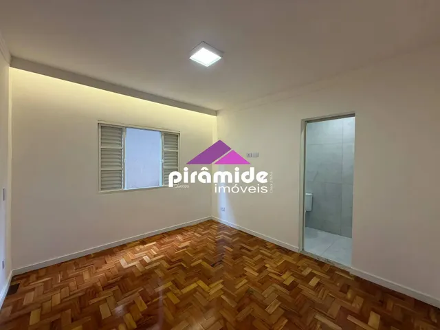 Casa com 156m² 3 quartos e 2 banheiros, à venda, no bairro Bosque dos Eucaliptos em São José Dos Campos