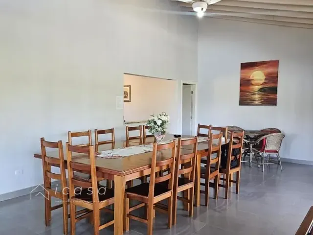Casa com 610m² 4 quartos e 5 banheiros, à venda, no bairro Lagoinha em Ubatuba