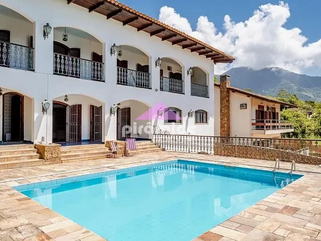 Casa com 880m² 7 quartos e 7 banheiros, à venda, no bairro Praia do Arrastão em São Sebastião