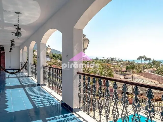 Casa com 880m² 7 quartos e 7 banheiros, à venda, no bairro Praia do Arrastão em São Sebastião