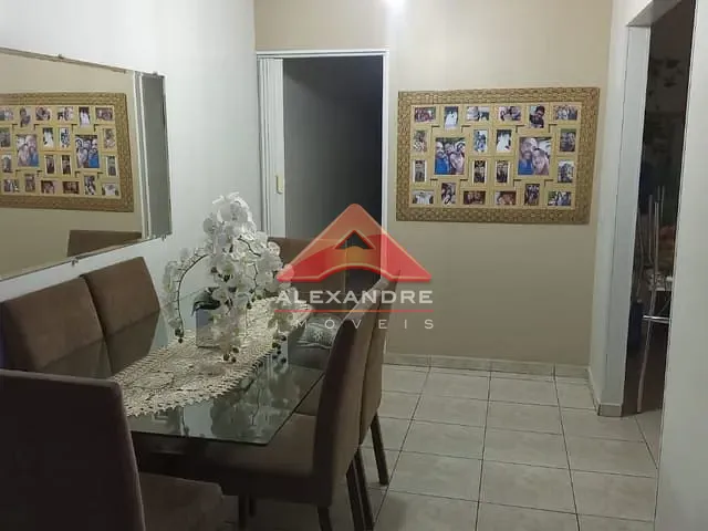 Casa com 125m² 3 quartos e 2 banheiros, à venda, no bairro Jardim Santa Inês I em São José dos Campos