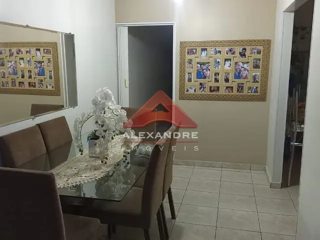 Casa com 125m² 3 quartos e 2 banheiros, à venda, no bairro Jardim Santa Inês I em São José dos Campos
