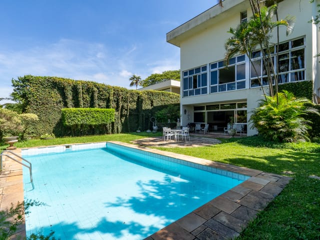 Casa com 483m² 4 quartos e 6 banheiros, à venda, no bairro Jardim Guedala em São Paulo
