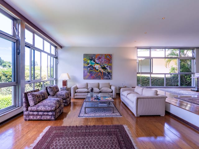 Casa com 483m² 4 quartos e 6 banheiros, à venda, no bairro Jardim Guedala em São Paulo
