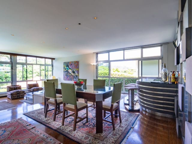 Casa com 483m² 4 quartos e 6 banheiros, à venda, no bairro Jardim Guedala em São Paulo