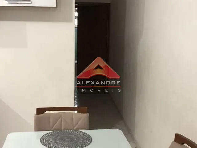 Casa com 225m² 3 quartos e 1 banheiro, à venda, no bairro Residencial Armando Moreira Righi em São José dos Campos