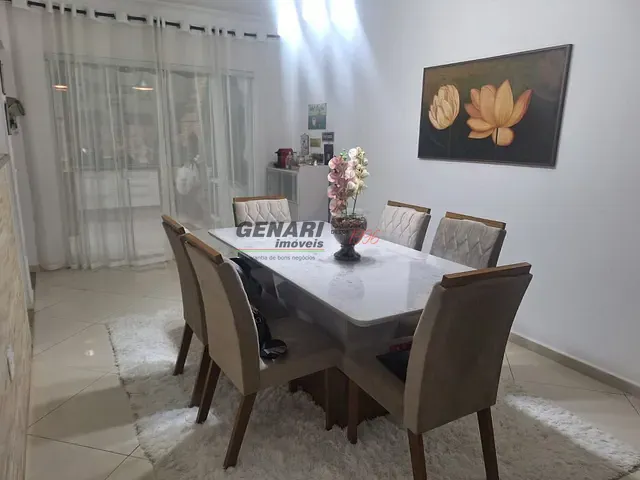 Casa com 250m² 3 quartos e 4 banheiros, à venda, no bairro Jardim Regina em Indaiatuba