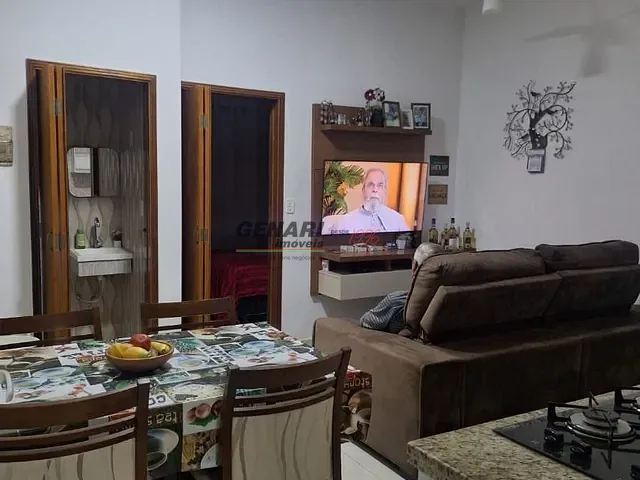 Casa com 250m² 3 quartos e 4 banheiros, à venda, no bairro Jardim Regina em Indaiatuba