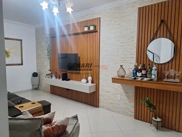 Casa com 250m² 3 quartos e 4 banheiros, à venda, no bairro Jardim Regina em Indaiatuba