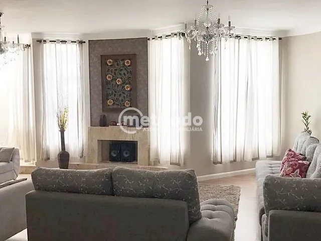 Casa com 746m² 4 quartos e 5 banheiros, à venda, no bairro Chácara das Nações em Valinhos