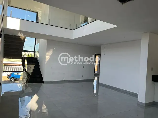 Casa com 360m² 4 quartos e 5 banheiros, à venda, no bairro Swiss Park em Campinas