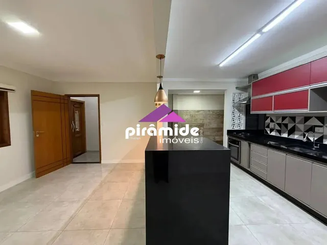 Casa com 156m² 3 quartos e 2 banheiros, à venda, no bairro Bosque dos Eucaliptos em São José Dos Campos