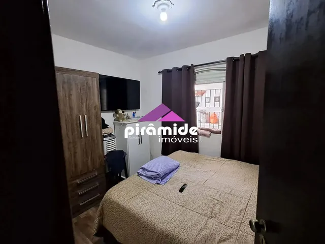 Casa com 151m² 2 quartos e 1 banheiro, à venda, no bairro Trinta e Um de Março em São José Dos Campos