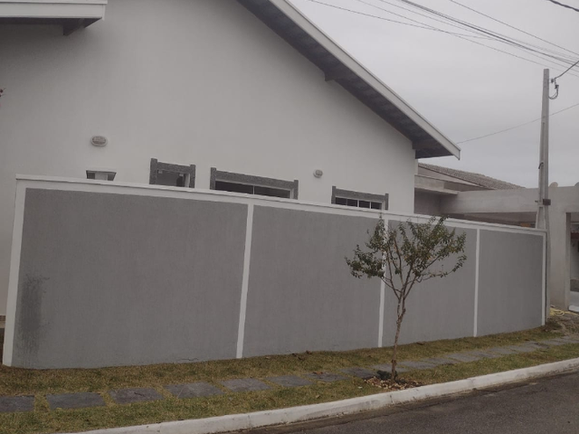 Casa com 260m² 4 quartos e 2 banheiros, à venda ou para alugar, no bairro Campos do Conde em Tremembé