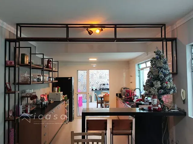Casa com 125m² 3 quartos e 3 banheiros, à venda, no bairro Jardim das Indústrias em São José dos Campos