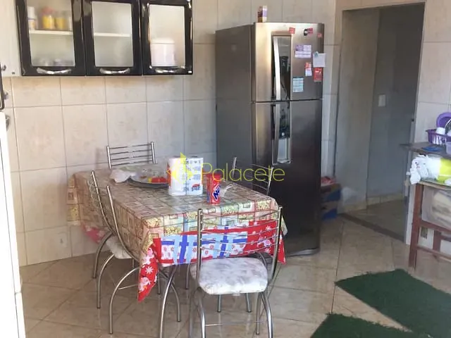Casa com 125m² 3 quartos e 1 banheiro, à venda, no bairro Morada Marques em Potim