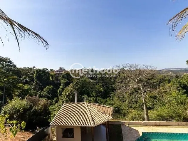 Casa com 800m² 3 quartos e 3 banheiros, à venda, no bairro Caminhos de San Conrado em Campinas