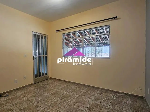 Casa com 65m² 2 quartos e 1 banheiro, para alugar, no bairro Jardim Petrópolis em São José Dos Campos