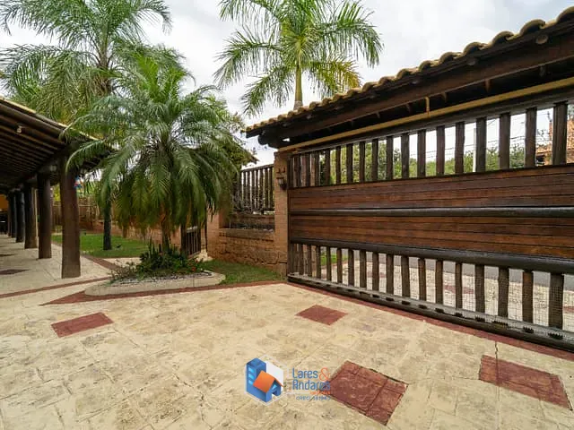 Casa com 1026m² 5 quartos e 6 banheiros, à venda, no bairro Chácara Malota em Jundiaí