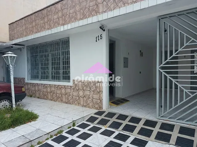 Casa com 350m² 7 quartos e 5 banheiros, à venda, no bairro Jardim Paulista em São José dos Campos