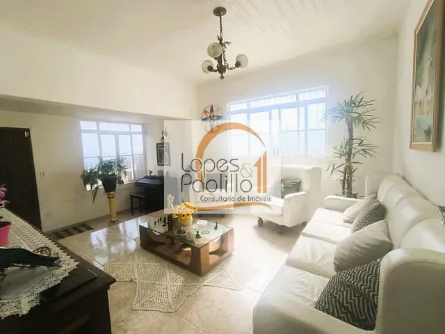 Casa com 214m², à venda, no bairro Alvinópolis em Atibaia