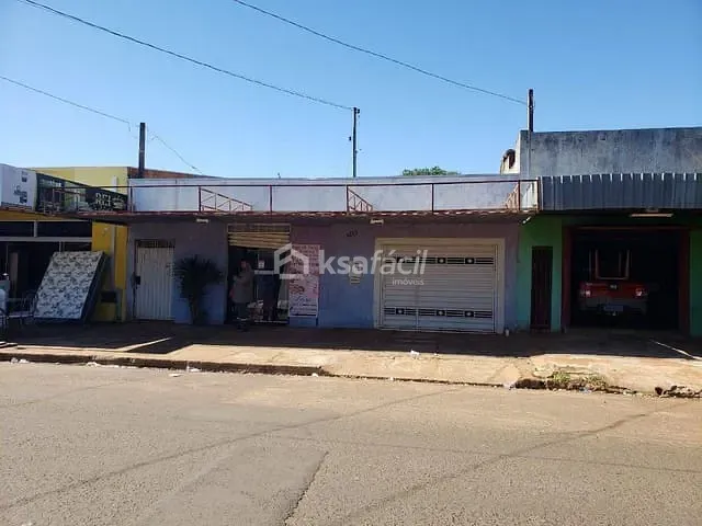 Casa com 250m² 2 quartos e 1 banheiro, à venda, no bairro Conjunto Aero Rancho em Campo Grande
