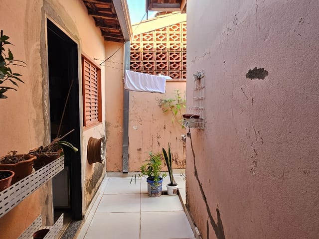 Foto do Casa - Casa tipo para venda em Jardim Aeroporto III com 2 quartos, 135m² | Lares e Andares Imóveis